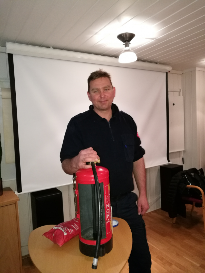 BRANNVERN I HJEMMET, V/BRANNINGENIØR KJELL KNUTSEN, RINGSAKER BRANNVESEN