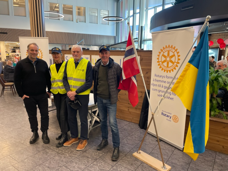 Rotaryklubbene i Moelv og Brumunddal stod på Mølla senter lørdag 8.2.25